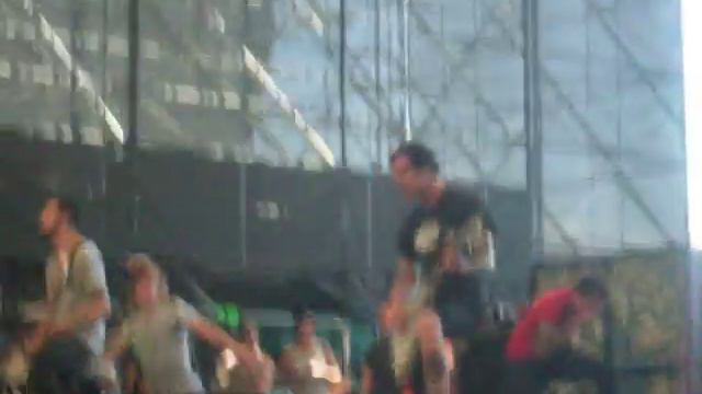 The Devil Wears Prada - Dogs Can Grow Beards All Over - Vans Warped Tour 09 смотреть онлайн