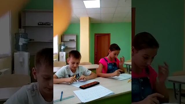 Наши детки. Второй месяц обучения. Софья (12 лет), Кирилл (11 лет) смотреть онлайн