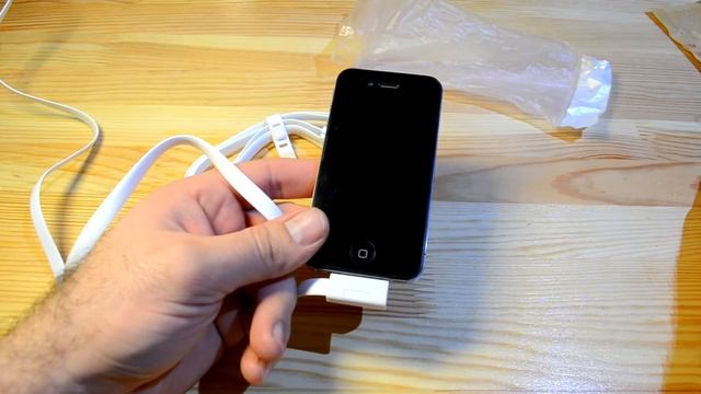 Два отличных кабеля для Iphone 4\4s. смотреть онлайн