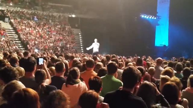 Team Tour 33 Praha, Instagram