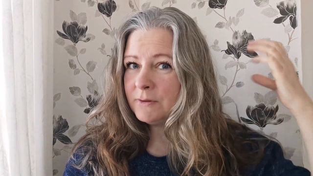 Grey Hair Transition, 26 Months no dye смотреть онлайн