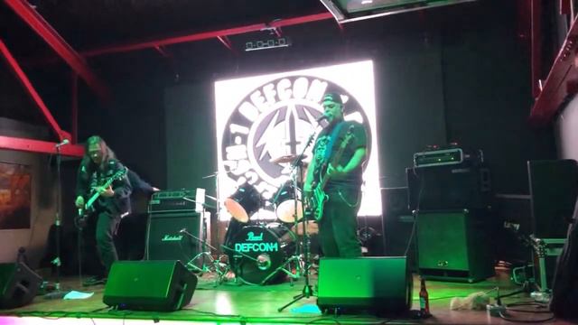 DEFCON - 1 : NO WAY OUT смотреть онлайн