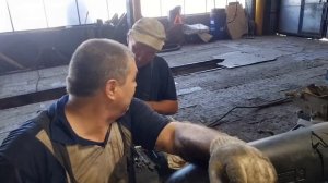 VOLVO FH 12  - передняя крышка  ДВС