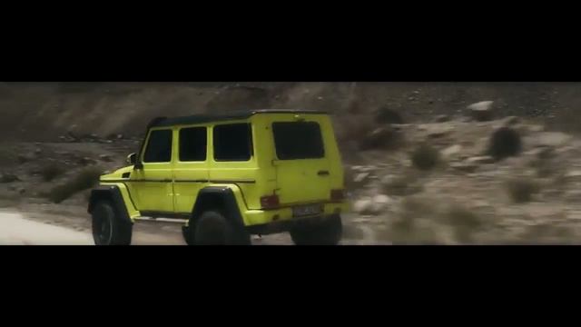 Mercedes Benz G500 4x4² смотреть онлайн