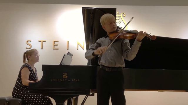 Accolay Violin Concerto in A Minor Alex Litvinenko (10yo) смотреть онлайн