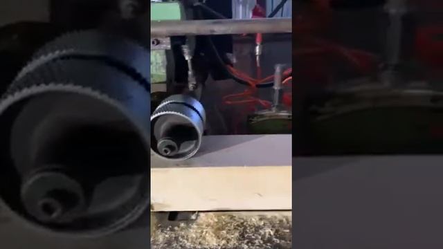 Профилированный брус 150х150 с компенсационными пропилами.