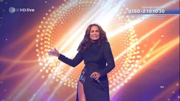 Andrea Berg - Hit medley (Willkommen bei Carmen Nebel 01.10. 2016)