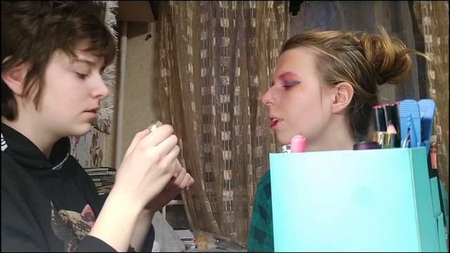 Красим с закрытыми глазами! Я каменщик, работаю 3 дня 🗿🗿🗿 смотреть онлайн