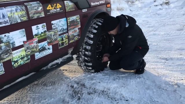 Сравнение шин накаченных и спущенных в горку 4х4. Нива с мотором от Приоры. смотреть онлайн