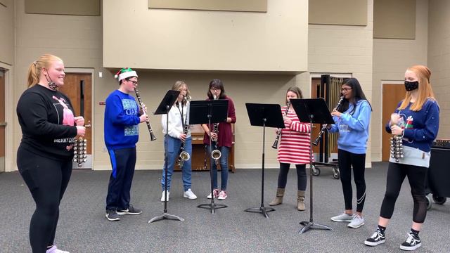 Clarinet Ensemble- It’s Beginning to Look a Lot Like Christmas смотреть онлайн