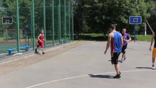 2015.06.13 Стритбол в Кагальницкой - дети и подростки смотреть онлайн