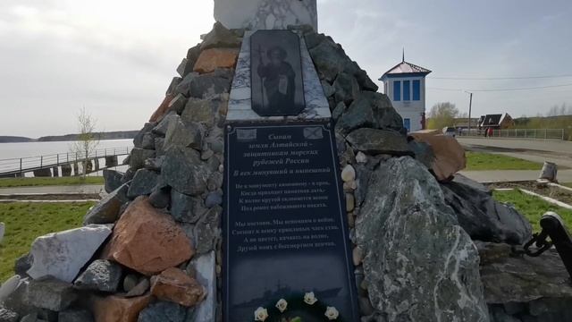 ПАВЛОВСК - село с царским названием.  ... Просто прогулка