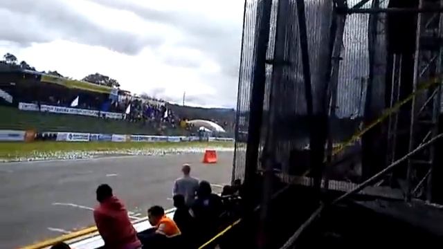 show de drift en el autodromo de tocancipa смотреть онлайн
