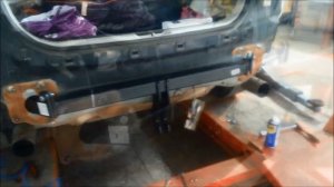 Установка фаркопа Auto Hak на Mazda CX7