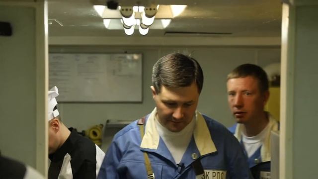 Часовой на Первом (атомная подлодка "Карелия") смотреть онлайн