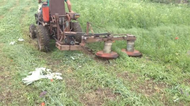 Самодельная роторная косилка с самодельным мини трактором. смотреть онлайн