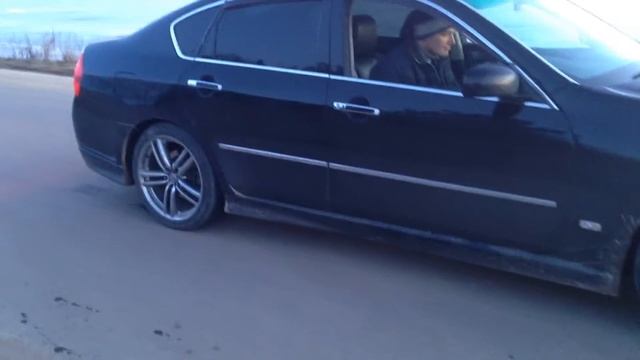 ниссан фуга 3.5