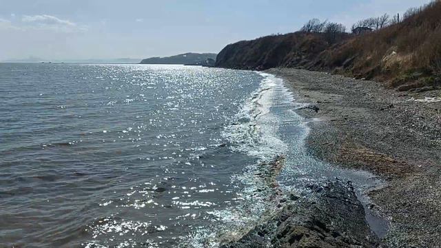 Шум волн. Берег. Чёрный камень. Скалы. Тавричанка 24.04.2022 смотреть онлайн