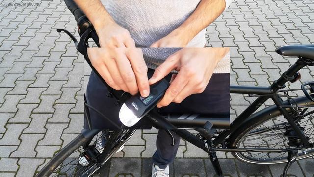 Velmia Fahrradbeleuchtung: Leuchtbild & Nachtfahrt mit 70/30/15 LUX смотреть онлайн