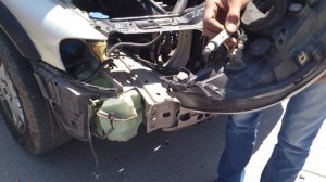 Демонтаж и монтаж на предна броня и фар на XC70 2005-2007