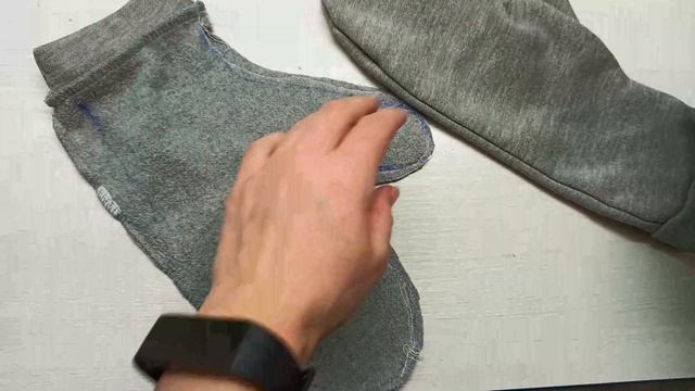 Хотели выкинуть старую кофту, но вовремя одумались. Покажу, какую красоту из неё сшила смотреть онлайн