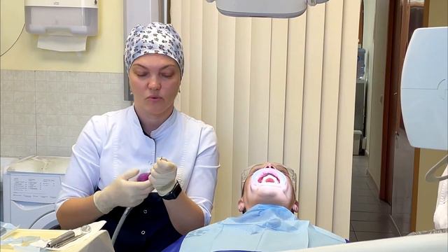 Профессиональная чистка зубов - Мария Бобкина смотреть онлайн