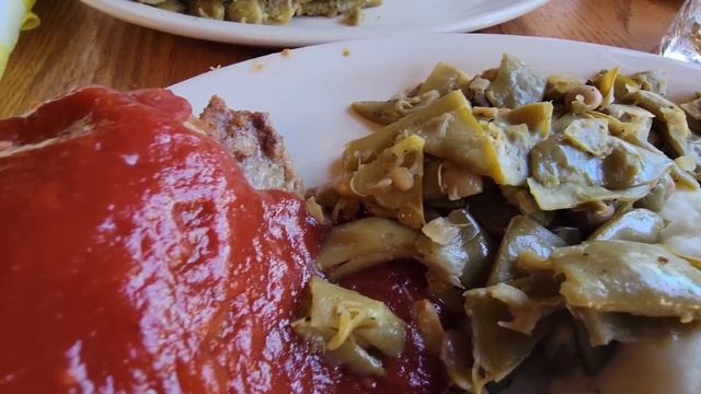 Old Mill Restaurant Our Favorite Southern Cooking In Pigeon Forge Fall Time Eats 2022 смотреть онлайн