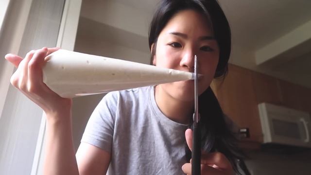 Taking Time Off To Make Harry Potter's Golden Snitch смотреть онлайн