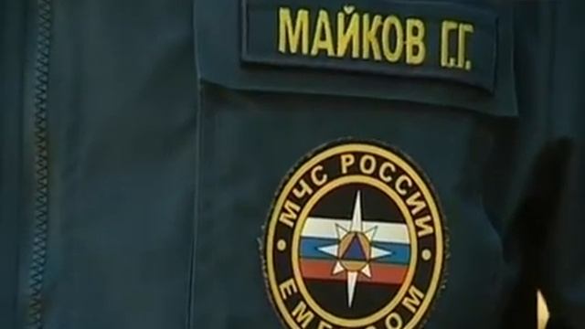 Спасатели просят отдыхающих быть осторожнее на воде смотреть онлайн