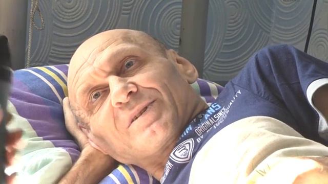 Прикован к постели, но интерес к жизни не потерял | Сергей Сивцов болельщик ФК КРЫЛЬЯ СОВЕТОВ смотреть онлайн