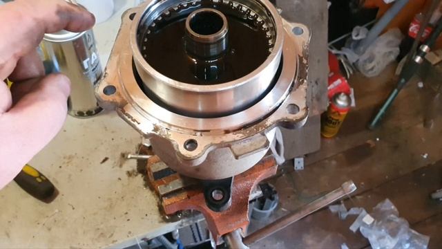 Приржавел ПОЛНЫЙ ПРИВОД на кроссовере.Еле оторвал! смотреть онлайн