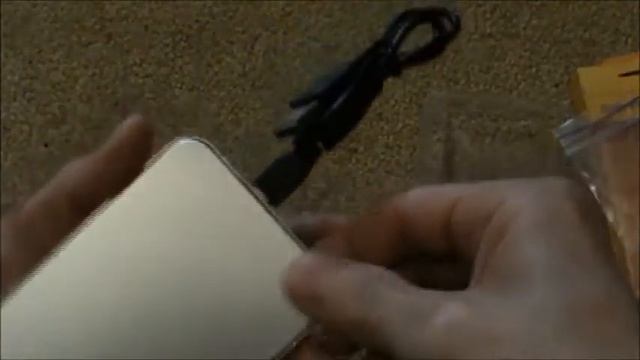 зарядное на солнечных батереях SOLAR CHARGER 2600 смотреть онлайн