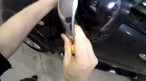 Как снять наружный пластик зеркала заднего вида Mitsubishi Pajero Sport 2008-2016 год