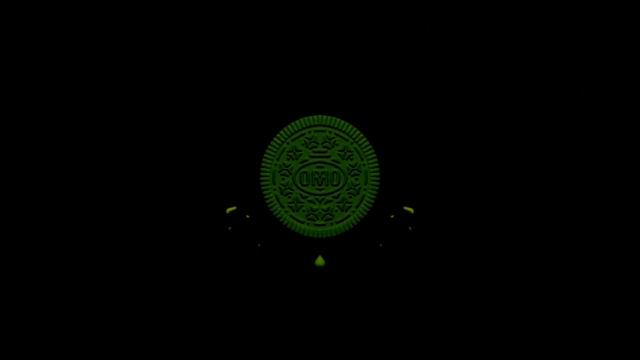 OREO Wonder Flavors in Green Mirror Pitch смотреть онлайн