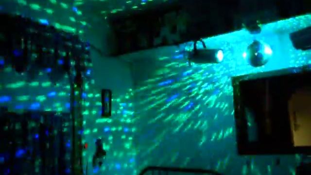 Chauvet Vue 1.1s On Mirror Ball смотреть онлайн