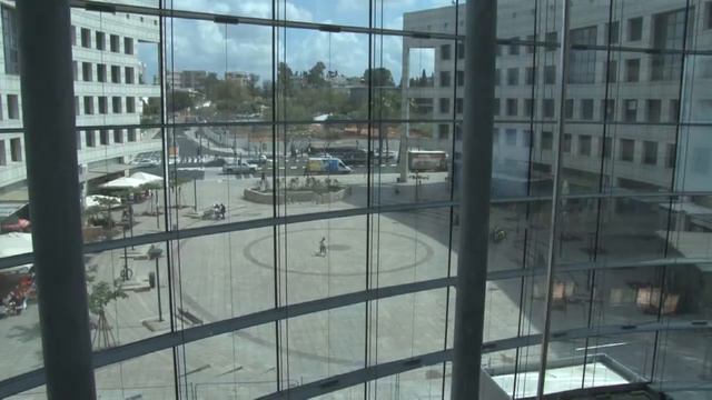 הרצליה במקום הראשון בדירוג היציבות הכלכלית של הערים הגדולות בישראל! смотреть онлайн