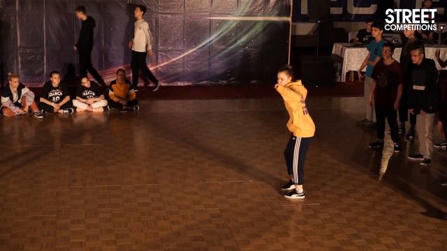 Dance Integration 2019 «Street Competitions» - 083 - Хип-хоп соло начинающие смотреть онлайн