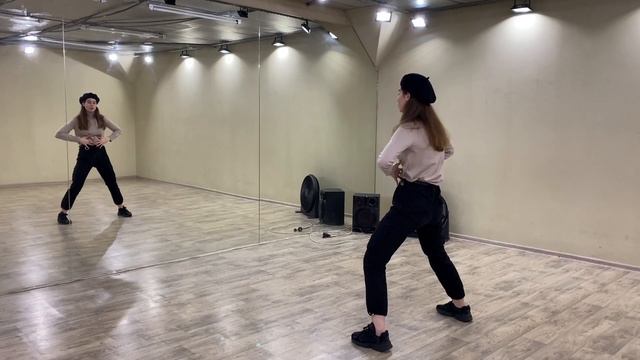 [ТУТОРИАЛ] Stray Kids “Back Door” (Russian Dance Tutorial) смотреть онлайн