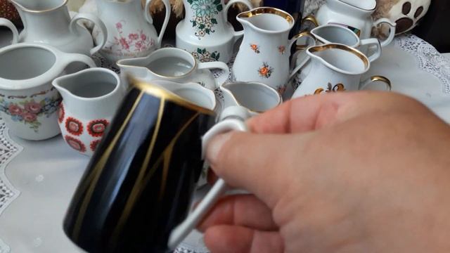 Миниатюрные сливочники.??????? смотреть онлайн