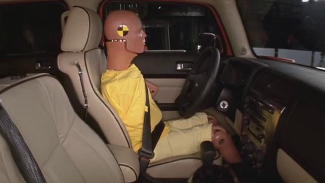 2008 Hummer H3 side IIHS crash test смотреть онлайн
