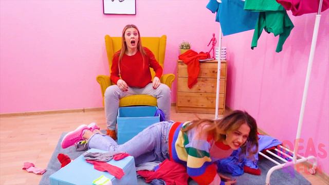 ЧЕМ ЗАНЯТЬСЯ НА КАРАНТИНЕ | Смешные Ситуации от Ideas 4 Fun смотреть онлайн