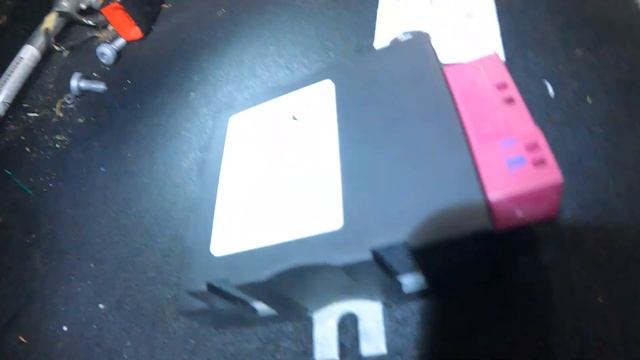 2006 BMW 328I (e90) FUEL PUMP FUSE BLOWN смотреть онлайн