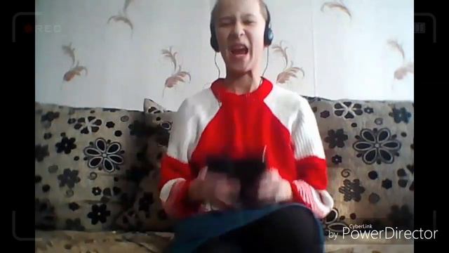 Как слушает музыку ||обычный человек|| и ||Я|| смотреть онлайн