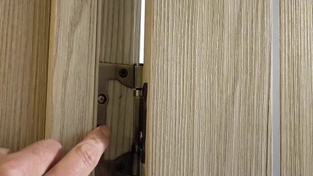 Межкомнатная дверь провисла. Простое решение. смотреть онлайн