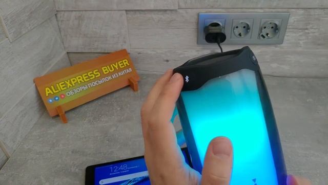 JBL Pulse 4 - портативная колонка с подсветкой. Быстрый обзор. смотреть онлайн