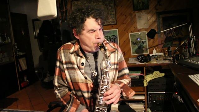 Francesco Gualerzi - Study on Stardust by Hoagy Carmichael - Paul Desmond Transcription смотреть онлайн