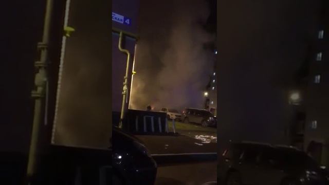 Тверь, пожар в автомобиле 21.11.17 смотреть онлайн