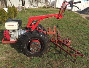 Испытываю культиватор борону КБ-00.000 Сморгонь. MRL 6.00-12 на МТЗ с двигателем Weima WM188F 13л_с.