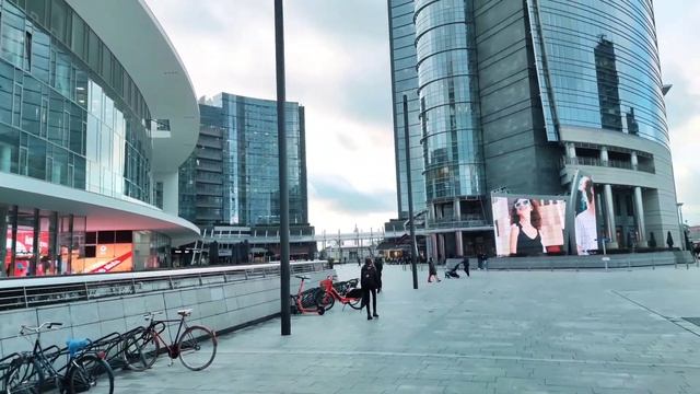 Xiaomi mi 10T pro Test w/Dji OM4 Gimbal- Beautiful Day in Milan смотреть онлайн