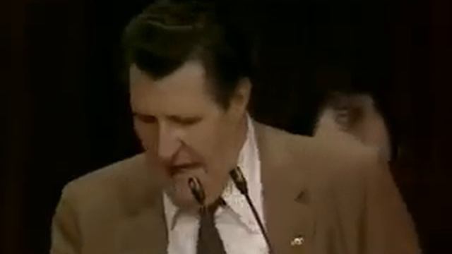 Tommy Cooper funny Royal speeces смотреть онлайн